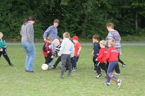 Alle auf den Ball